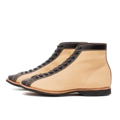 Clinch by Brass Tokyo Clinch Mast Trainer Black x Ivory