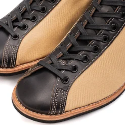 Clinch by Brass Tokyo Clinch Mast Trainer Black x Ivory