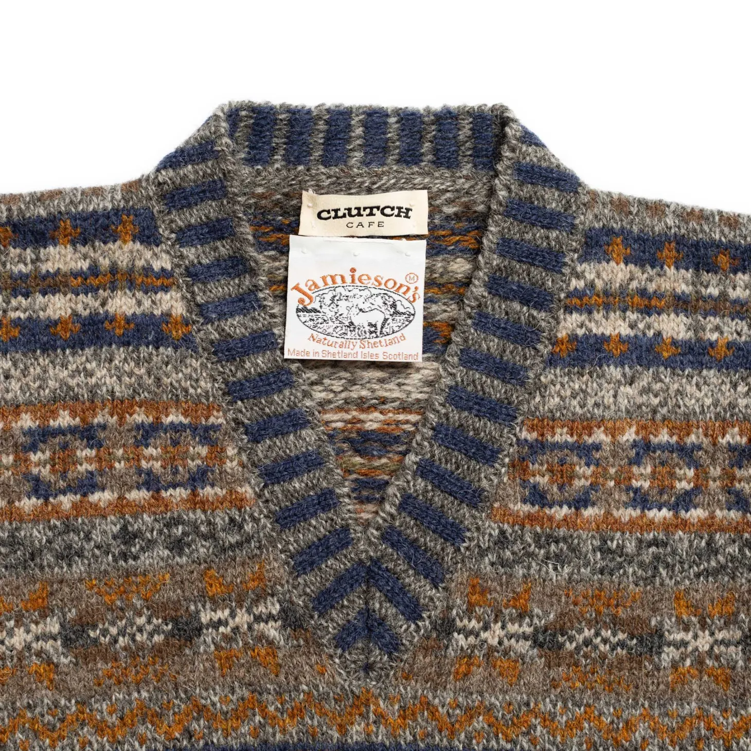 Jamieson's Of Shetland Jamieson's for Clutch Cafe Fair-Isle V-Neck Pullover with Graduated Rib #5 Dark Grey x Navy